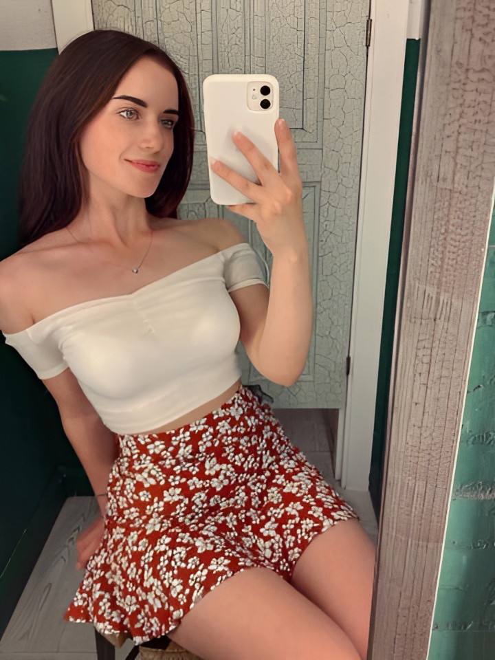 Ида привлекальеная девушка из Нижнего Тагила цена от 5000 руб