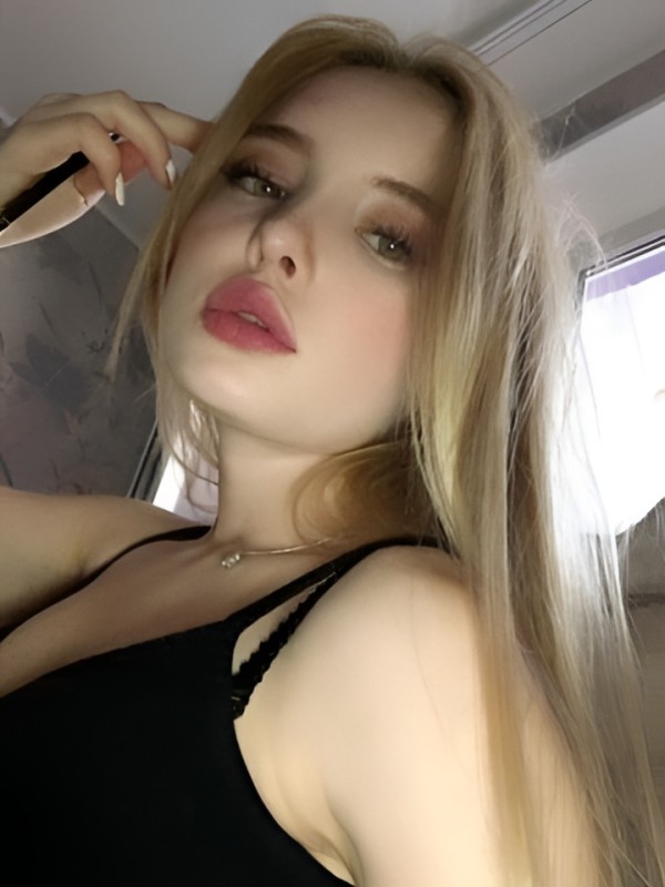 Адель привлекательная девушка из Нижнего Тагила цена от 2500 руб