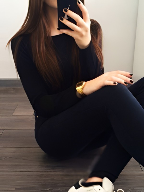 Дарья привлекательная девушка из Нижнего Тагила цена от 3000 руб