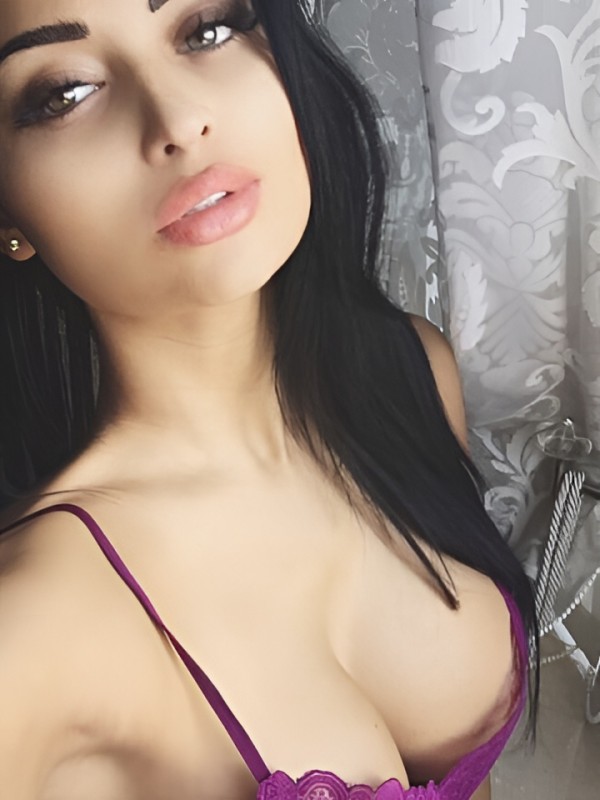 Евлалия привлекательная девушка из Нижнего Тагила цена от 5000 руб