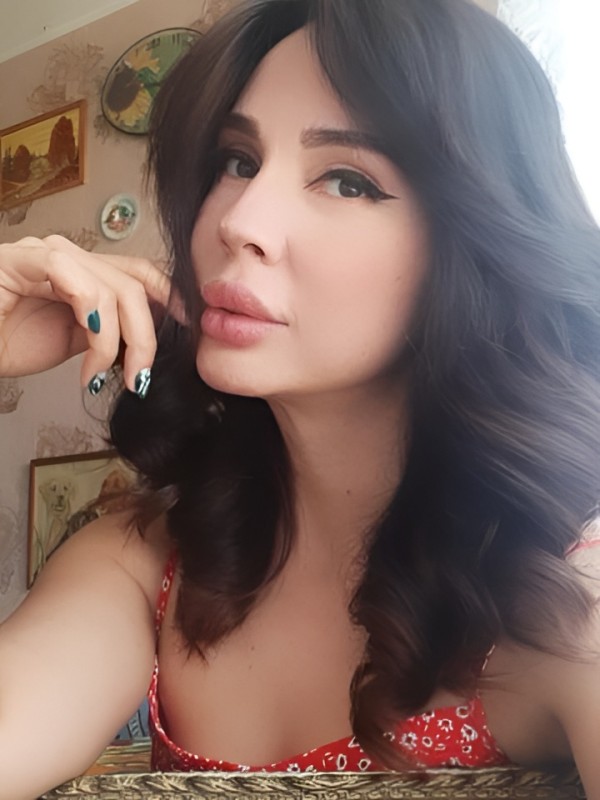 Филиция привлекательная девушка из Нижнего Тагила цена от 2000 руб