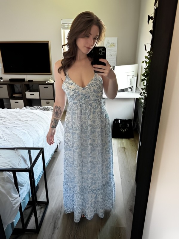 Нелли привлекательная девушка из Нижнего Тагила цена от 4000 руб