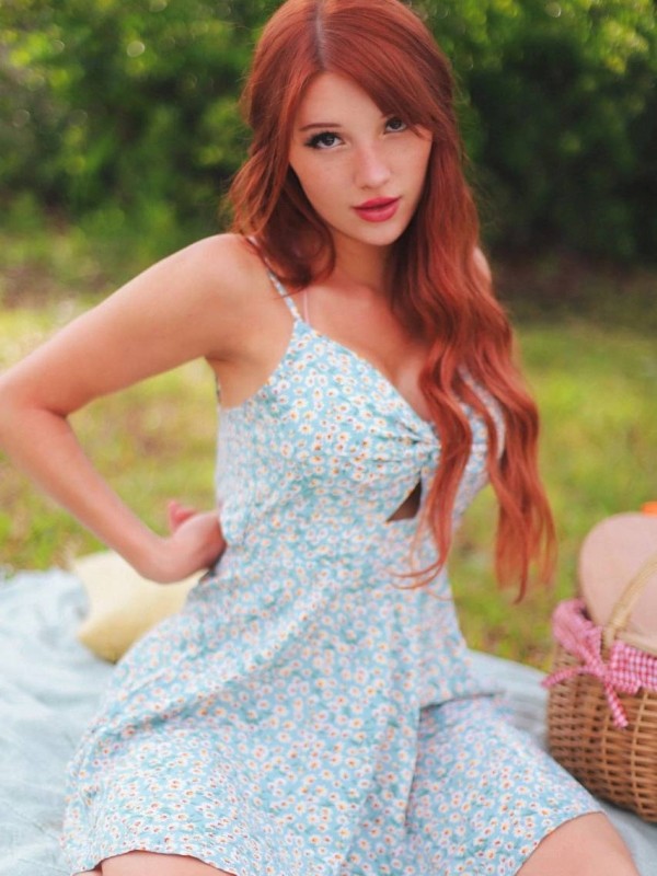 Эмма привлекательная девушка из Нижнего Тагила цена от 3000 руб